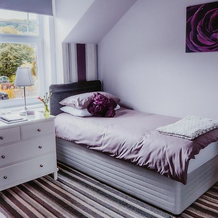 Dawn Break Guest House Ларгс Экстерьер фото