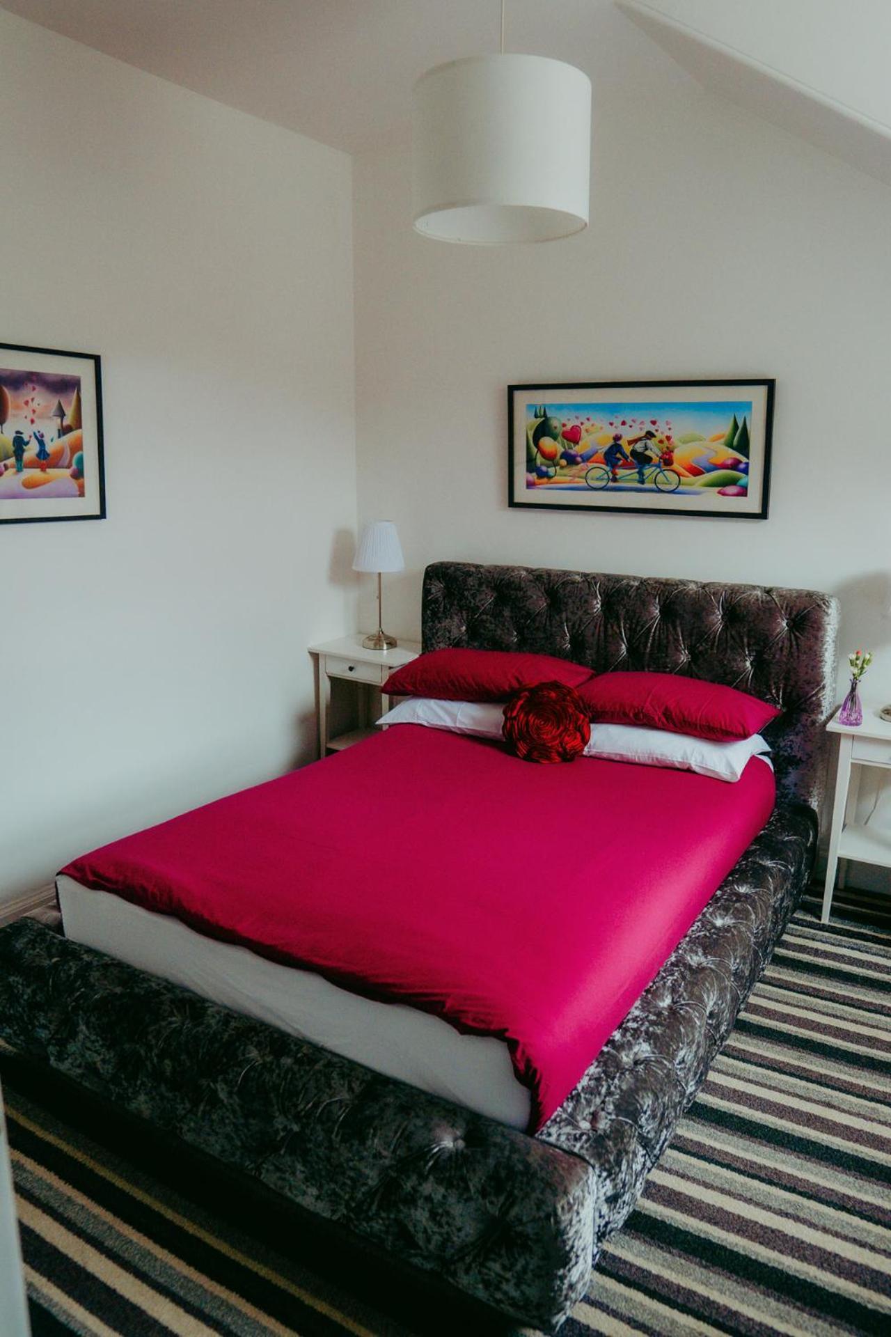 Dawn Break Guest House Ларгс Экстерьер фото